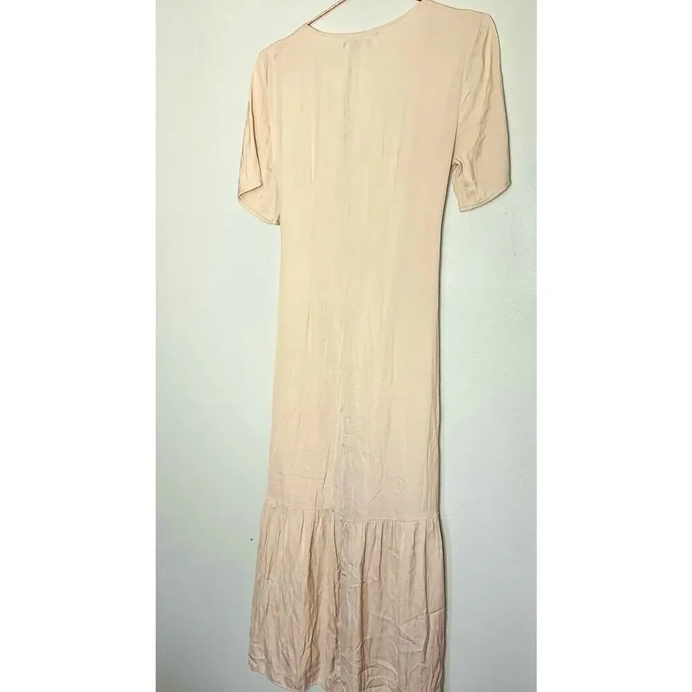 Love Whit Women's Nude Pink Satin Hourglass V-Neckline Button Down Dress Size L